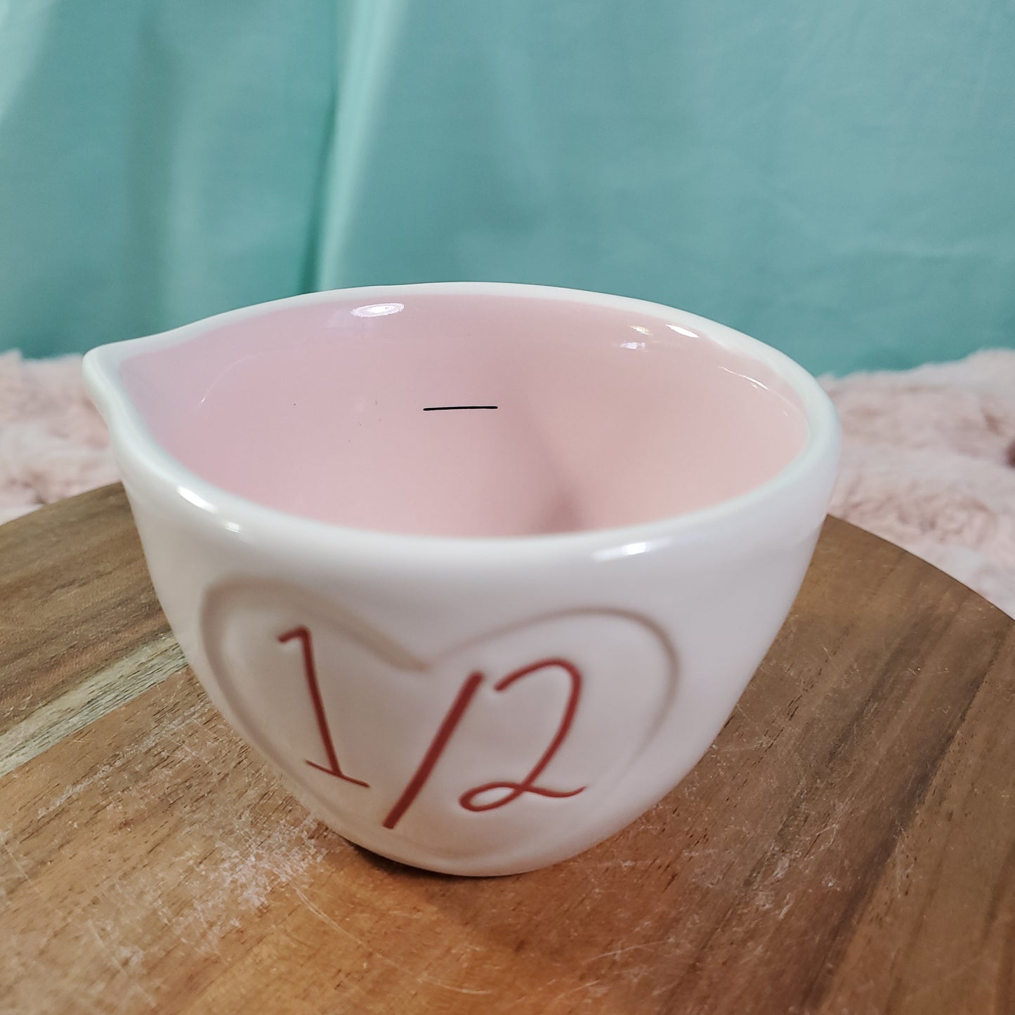 Rae Dunn Valentine's Day Snoopy Measuring Cups - Set of 4