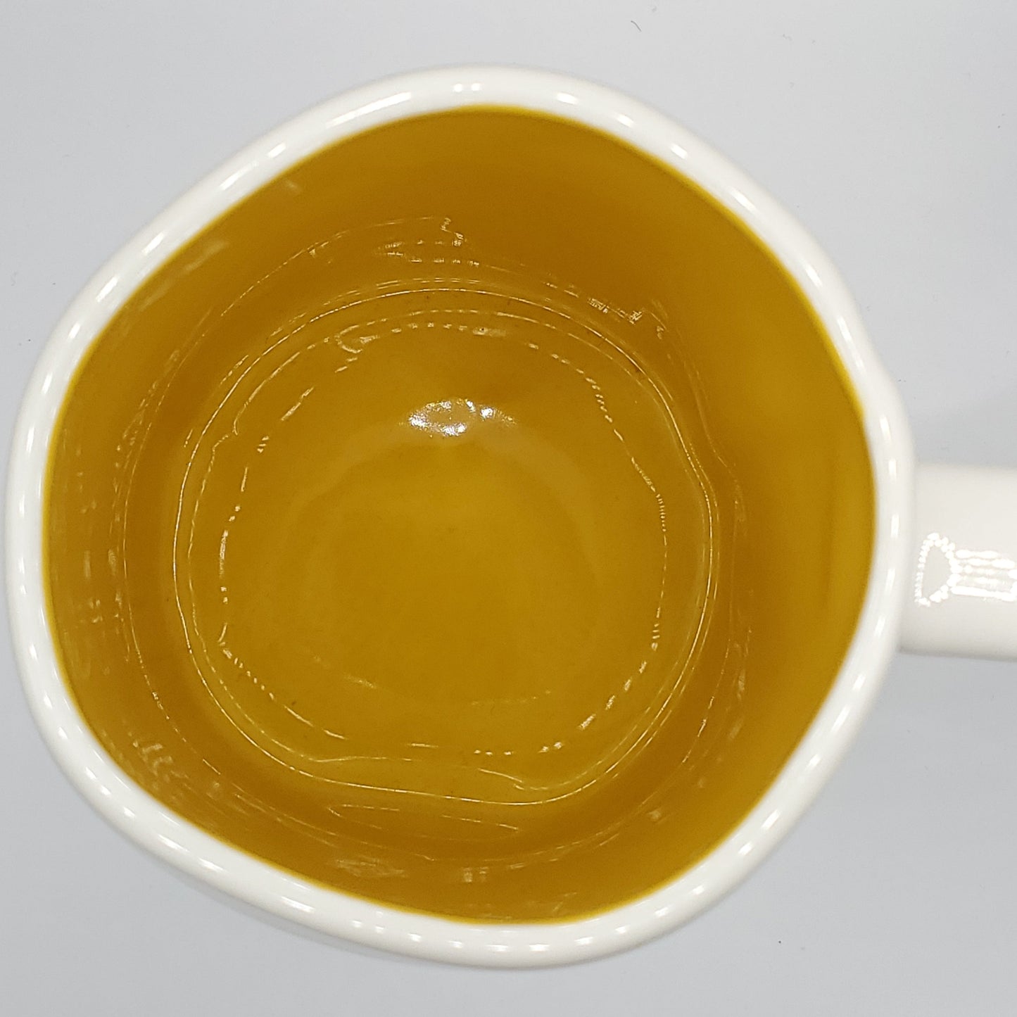 Rae Dunn Queen Bee Mug