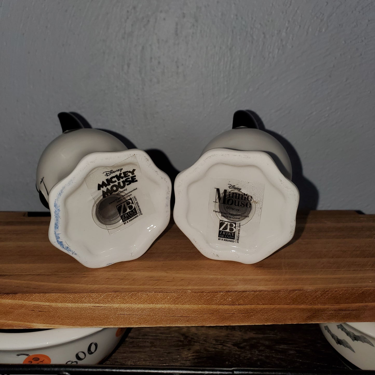 Disney Halloween Mickey and Minnoe Mouse Ghost Salt and Pepper Shakers