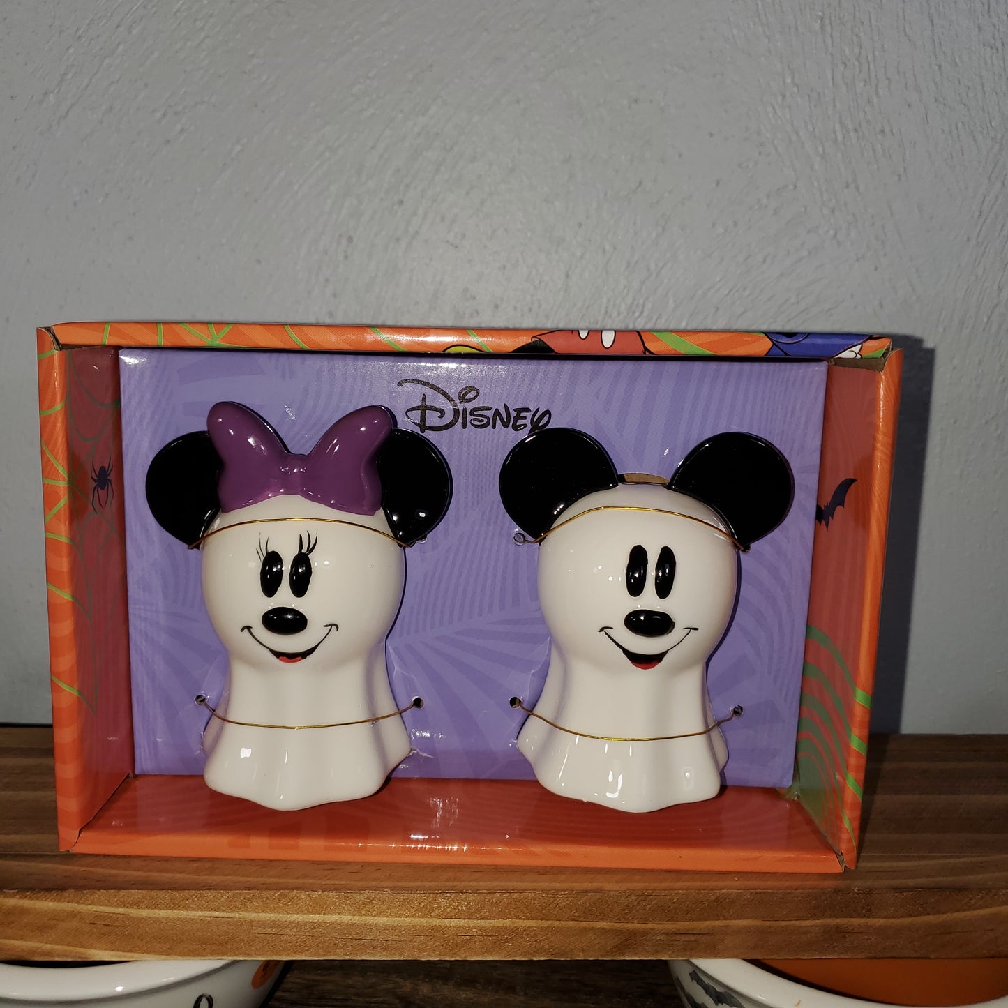 Disney Halloween Mickey and Minnoe Mouse Ghost Salt and Pepper Shakers