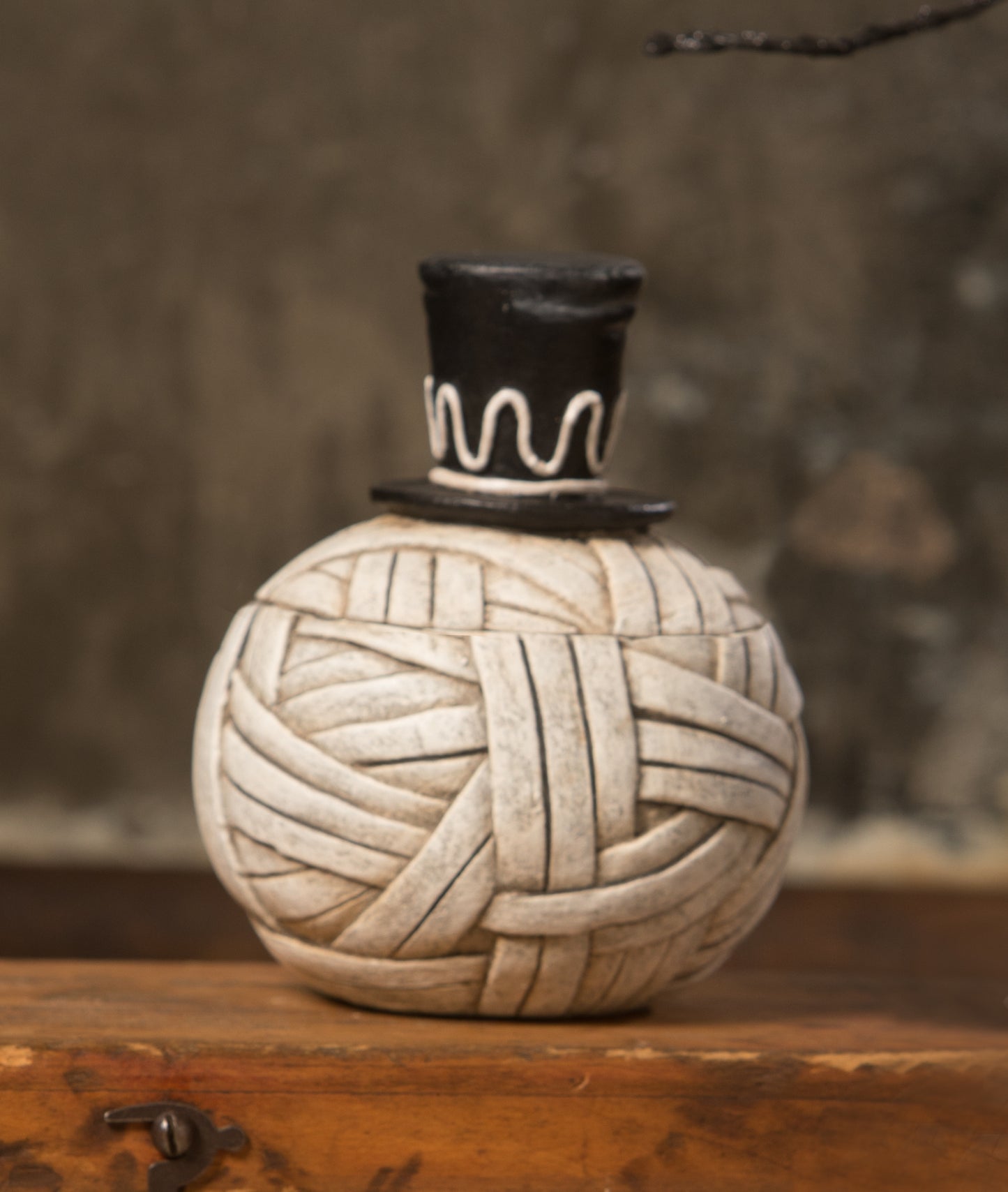 Mummy Moe Canister